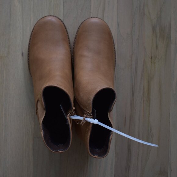 Naturalizer Cade Black Lug Sole Womens Boots in Chestnut Brown Size: 6M - Picture 5 of 8